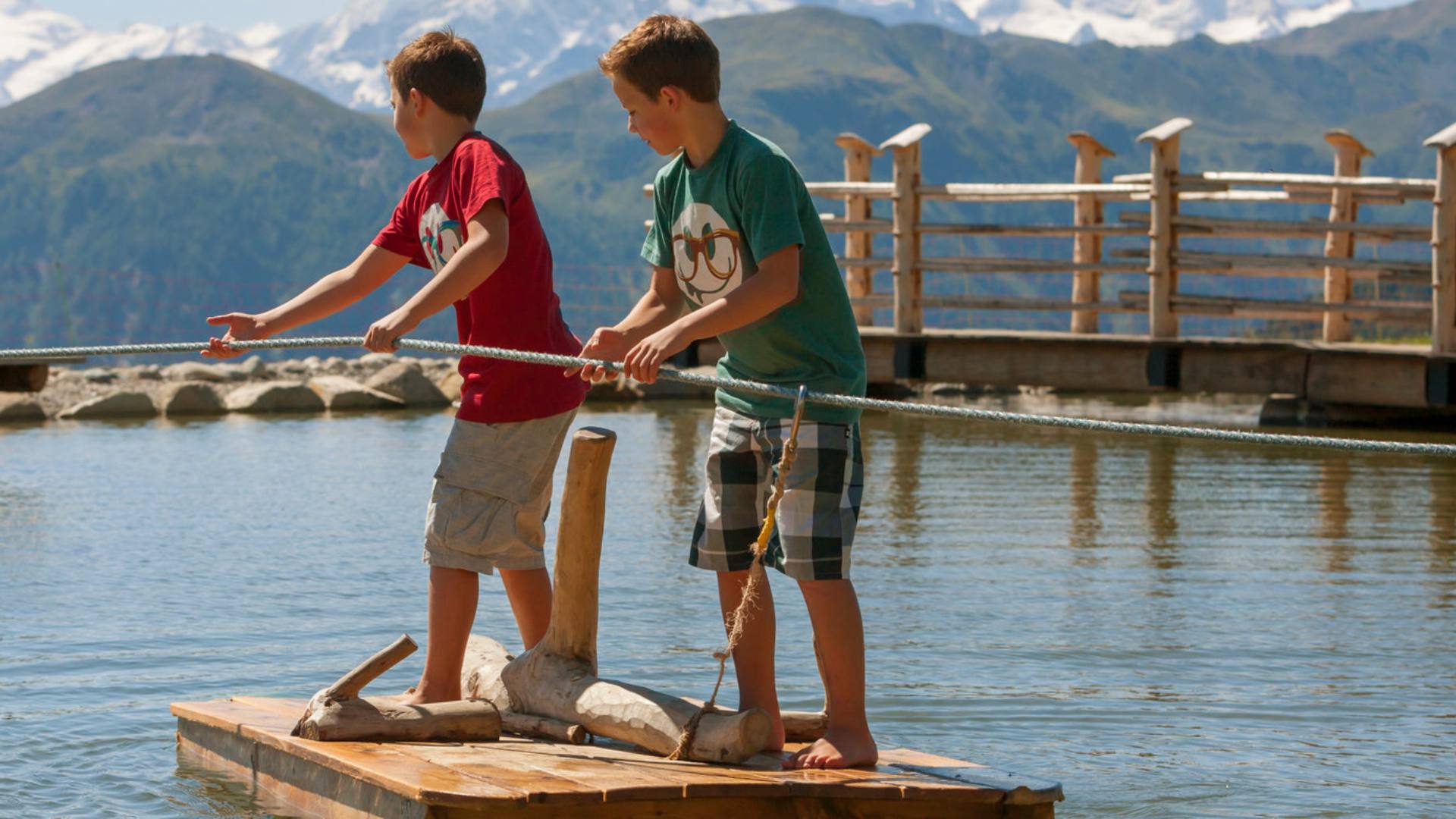 Ein Abenteuerspielplatz im familienfreundlichen Wandergebiet Watles